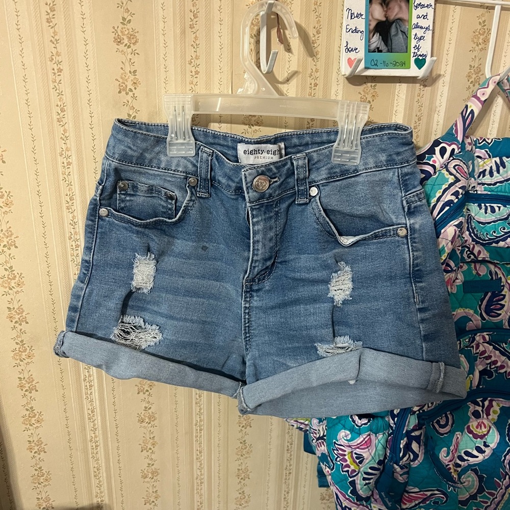 🌺Womens Distressed Shorts